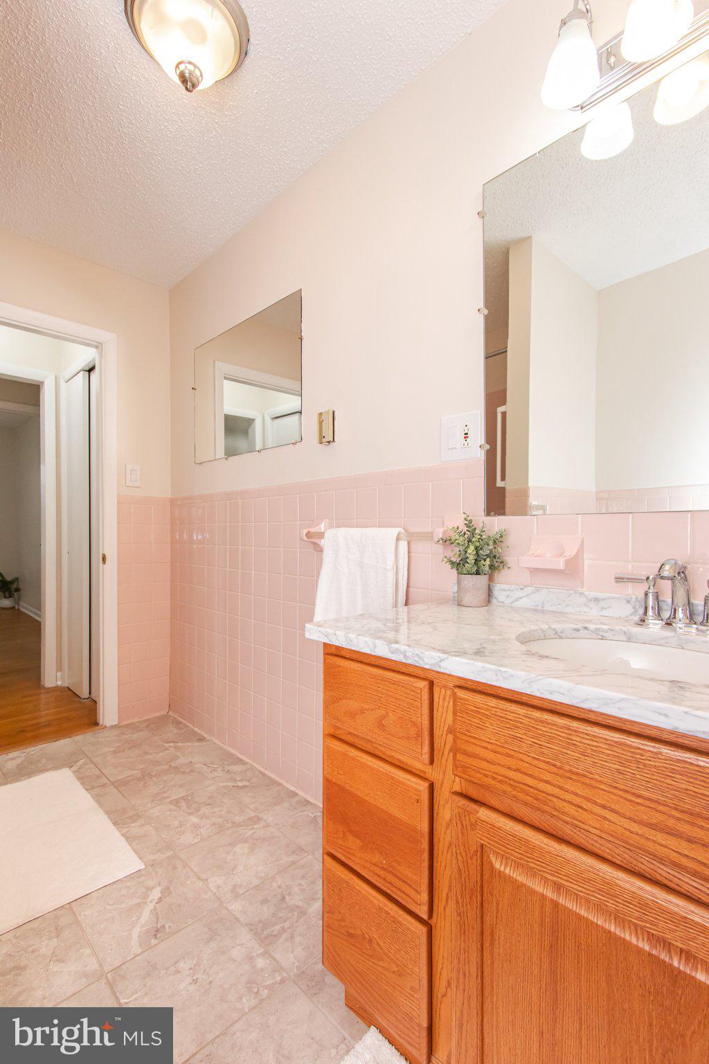 FOREST HILLS - Residential