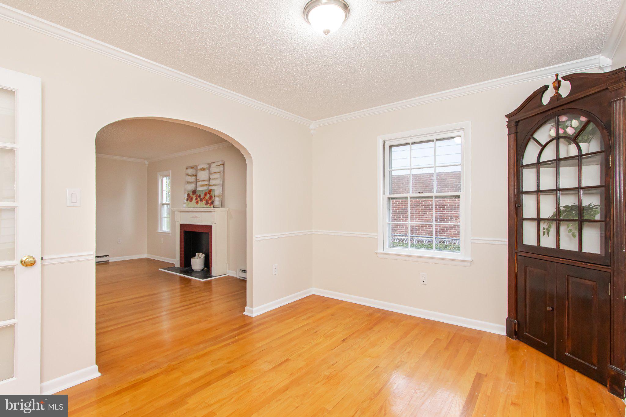 FOREST HILLS - Residential