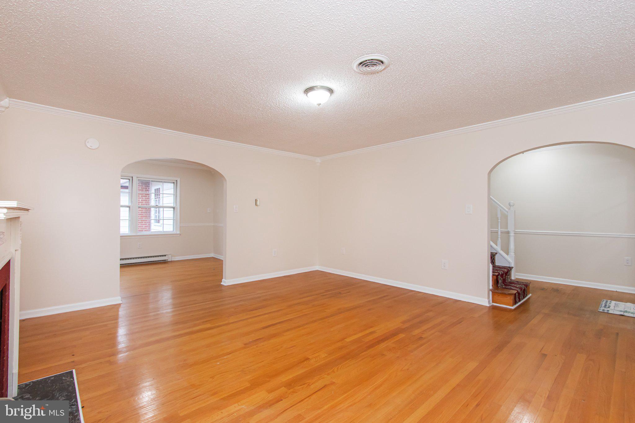 FOREST HILLS - Residential