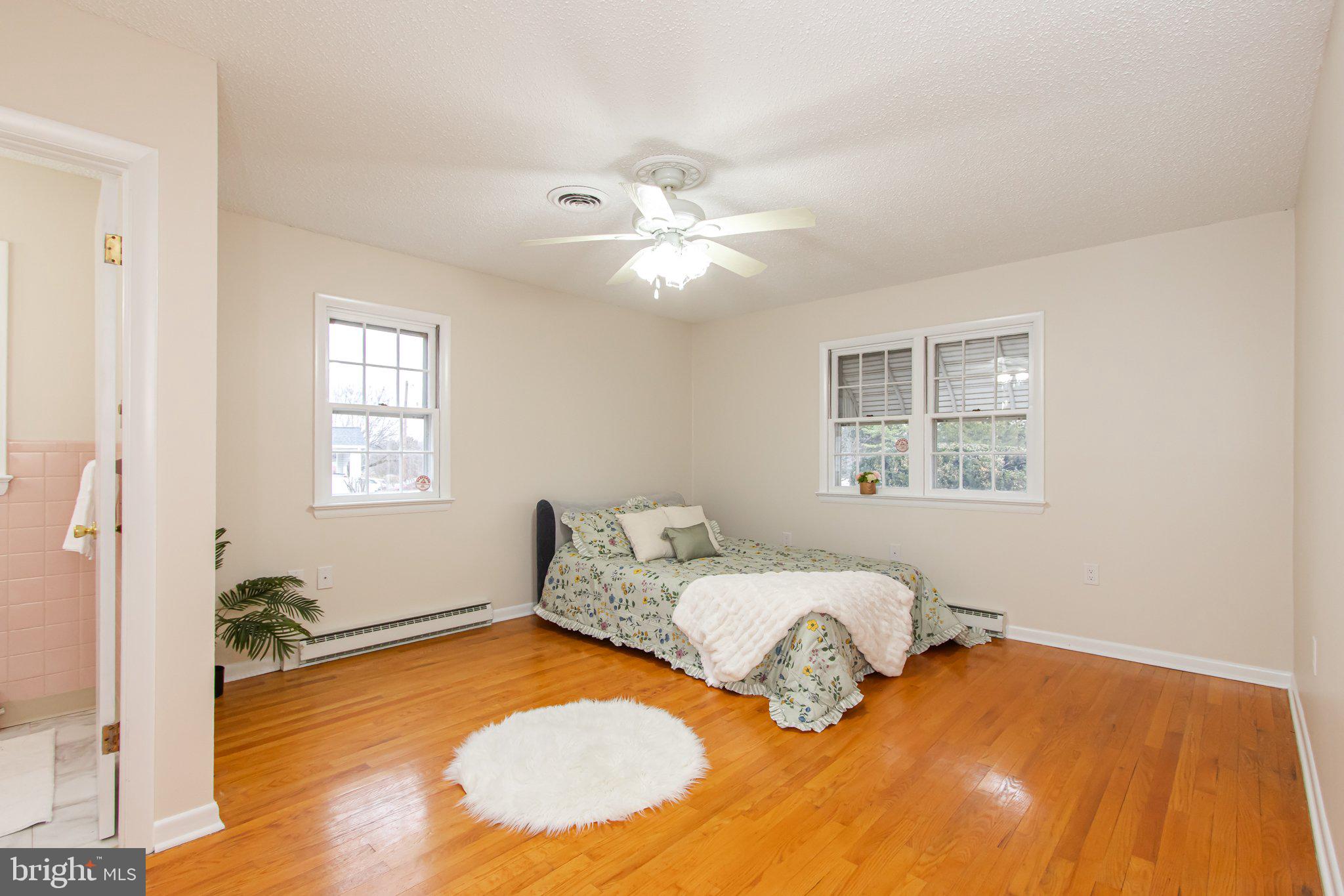 FOREST HILLS - Residential