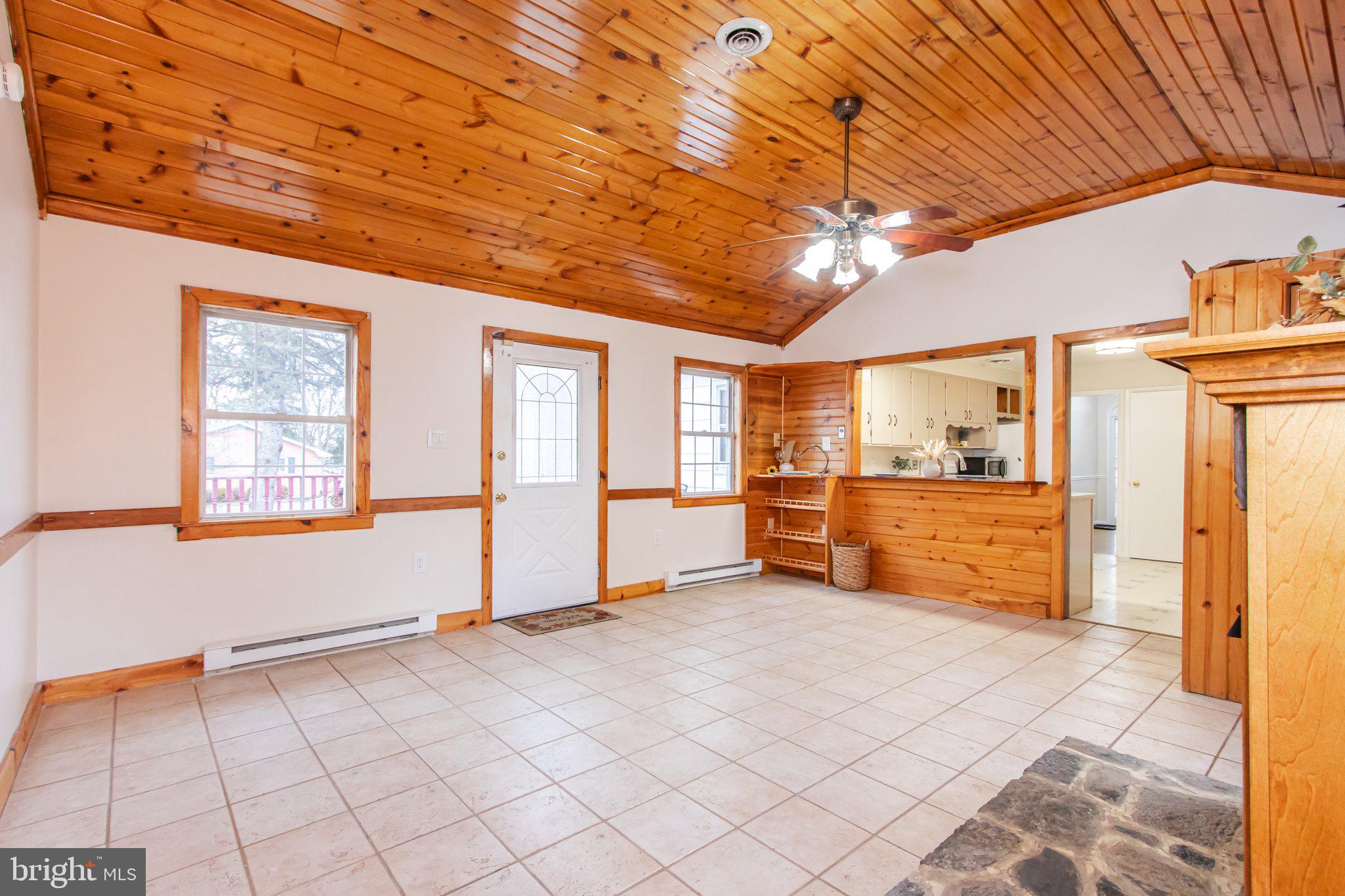 FOREST HILLS - Residential