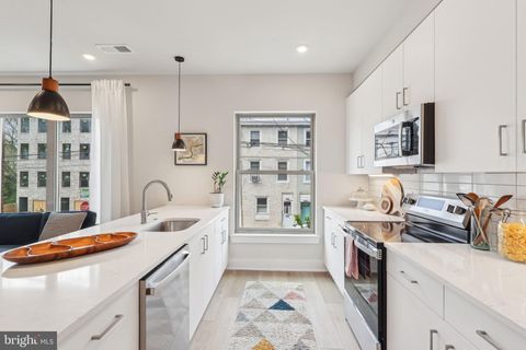 Townhouse For Sale - 3205 N 35th Street #9<br/> PHILADELPHIA, PA 19129