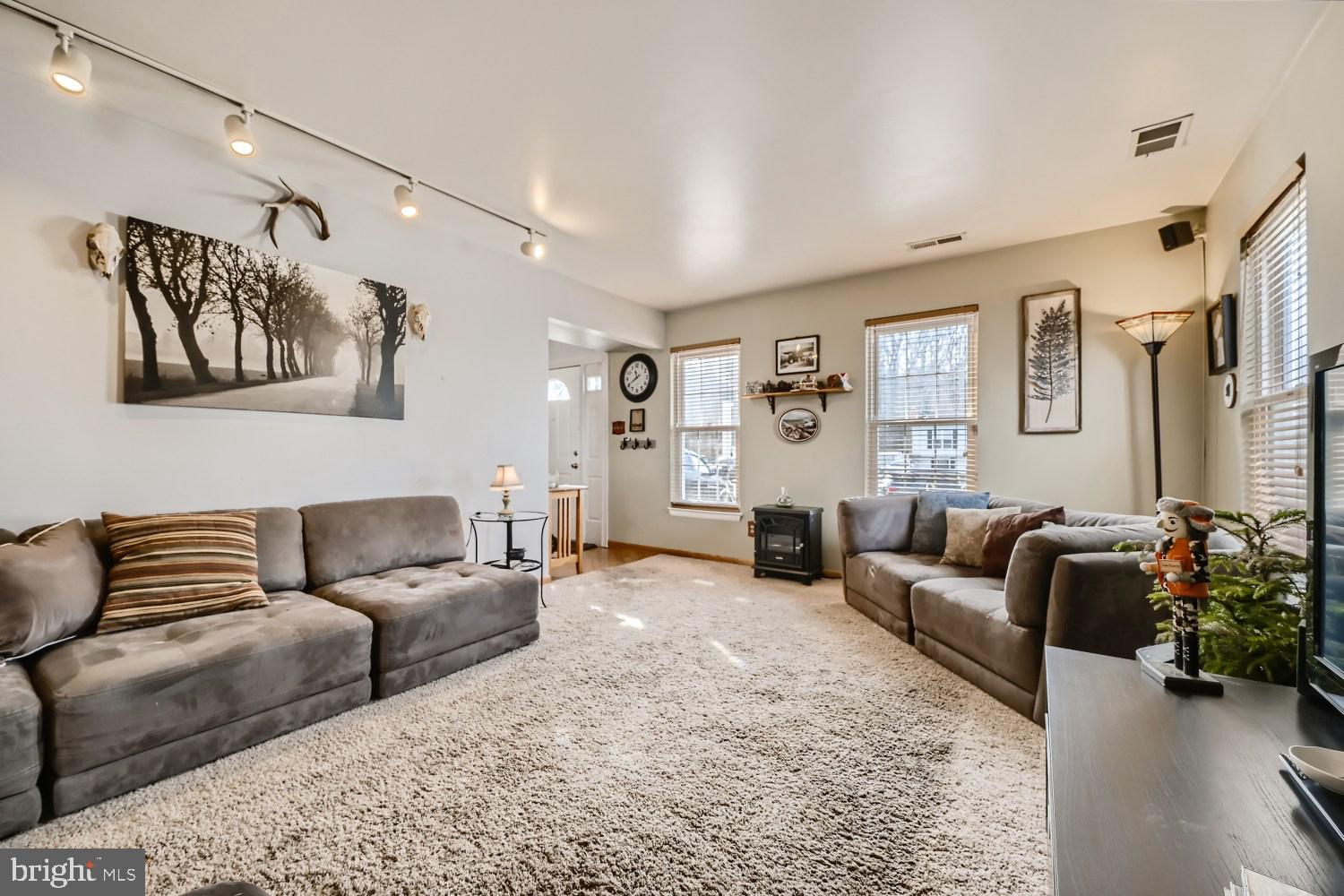 CUNNINGHILL COVE - Residential