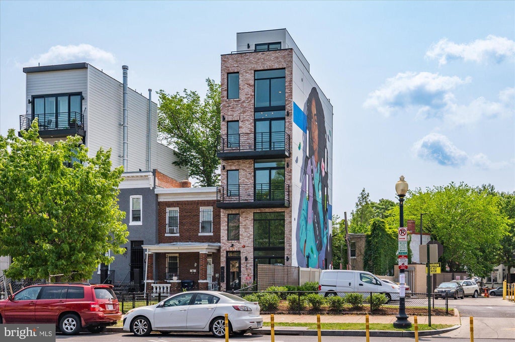 Photo of 1417 Maryland Avenue NE #3, WASHINGTON, DC 20002 (MLS # DCDC2260220)