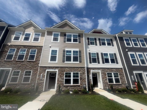 Townhouse For Sale - 1560 Bentstalk Drive<br/> FREDERICK, MD 21703