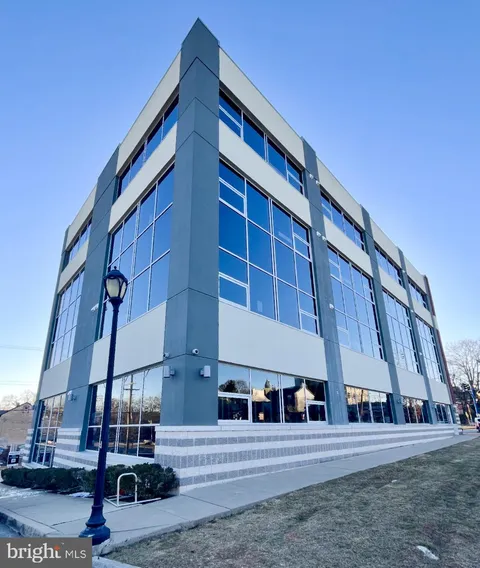 99 Bridge Street Unit 201, Phoenixville, PA MLS: PACT2091558
