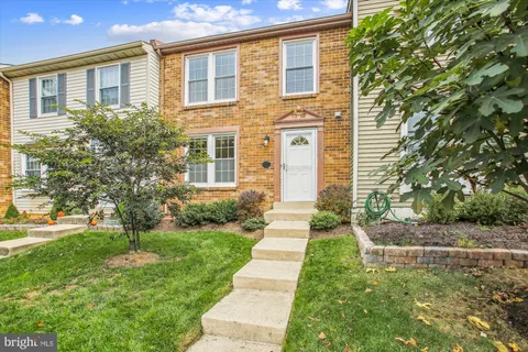 5519 Whitfield Court, Fairfax, VA MLS: VAFX2311842