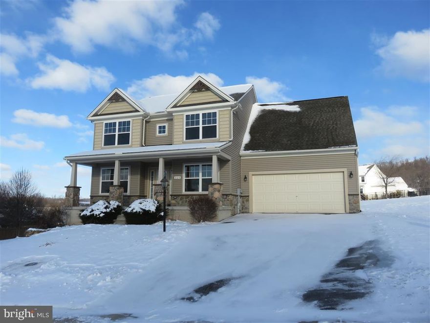 Beautiful move-in ready home in Woodbridge Farms. Open floor plan is great for formal entertaining w/separate DR, or informal gatherings in the spacious FR. The sliding door in the family room opens to gorgeous patio overlooking big back yard. The 2nd floor features a large MBR with full bath & walk-in closets, 3 other BR?s, a full hall bath and a laundry room. The large open basement is unfinished with an emergency escape window, Bilco doors and a 200A service. Being offered at a great price!