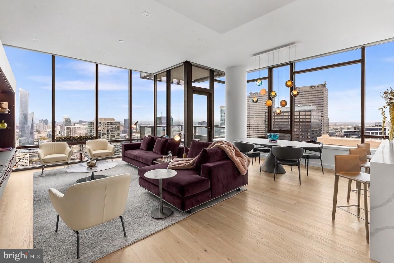 1911 WALNUT ST. 3103