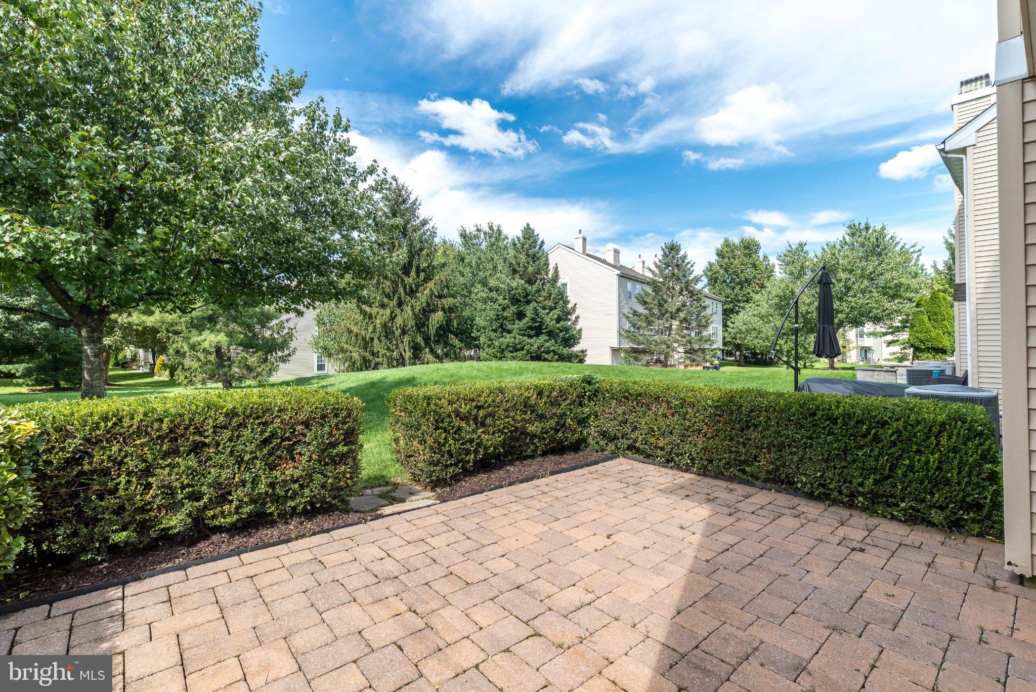 2800 HARVARD COURT