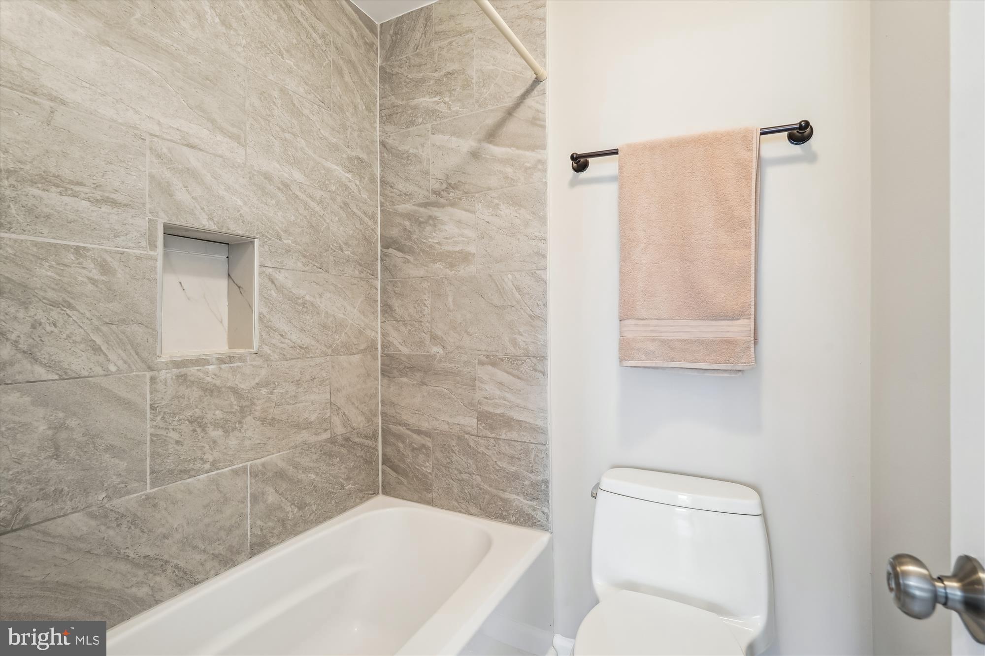 CHURCHILL TOWN SECTOR - Residential