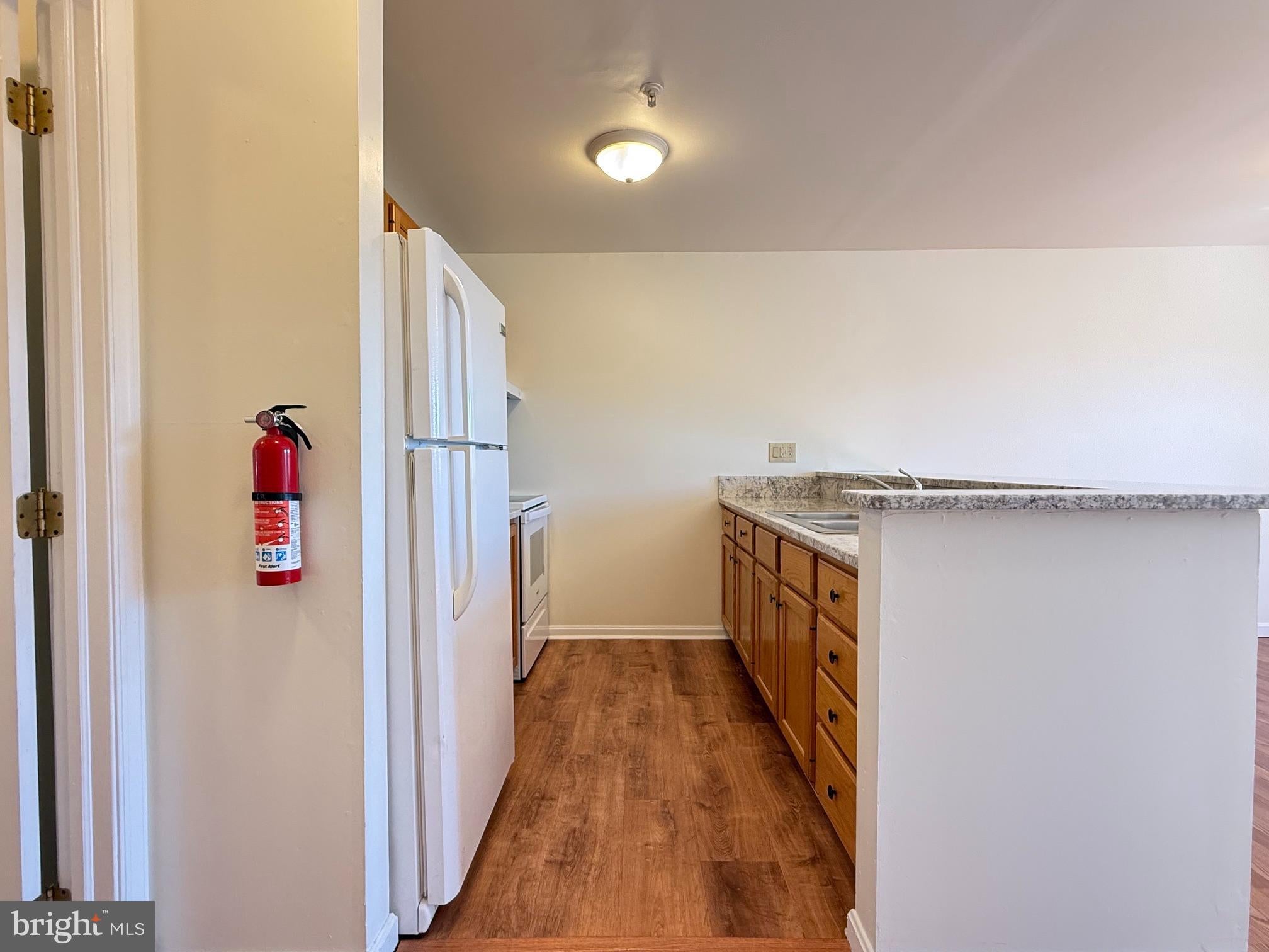 358 MAIN STREET 5