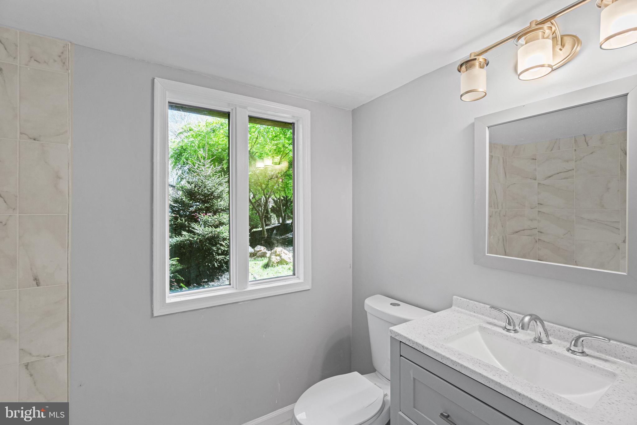BROOKVILLE KNOLLS - Residential