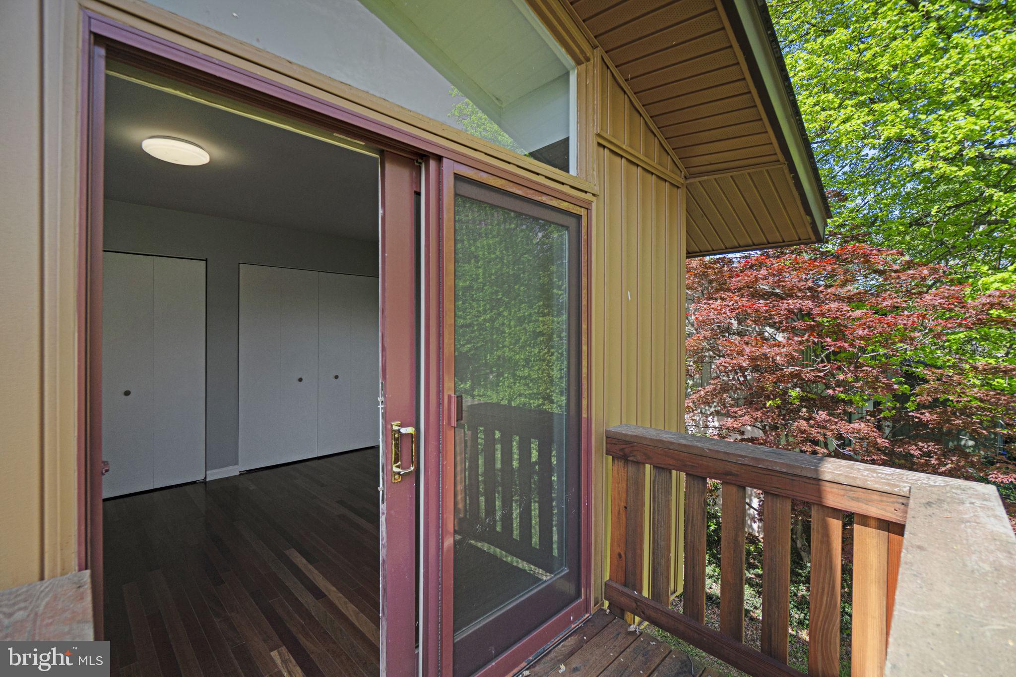 BROOKVILLE KNOLLS - Residential
