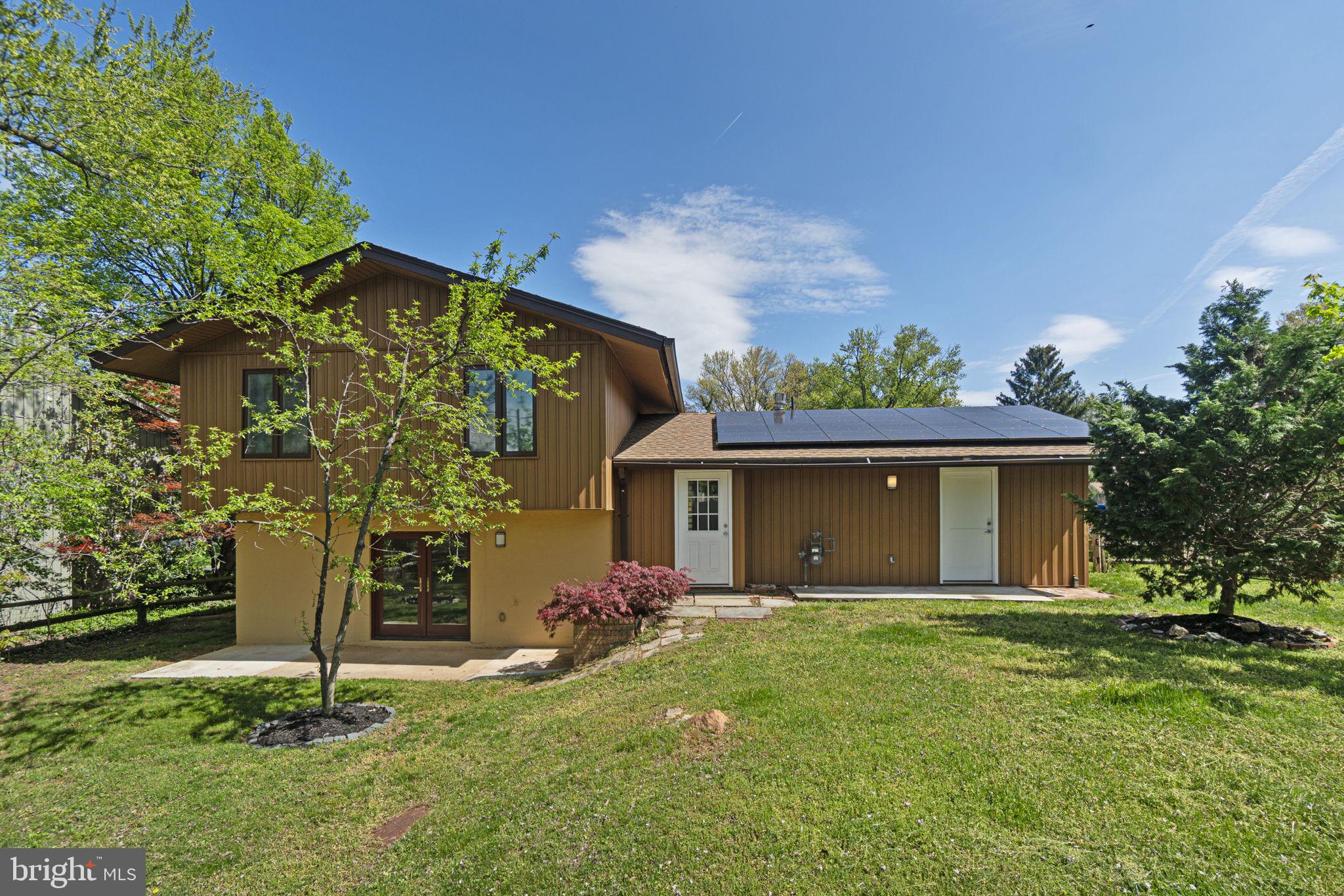 BROOKVILLE KNOLLS - Residential