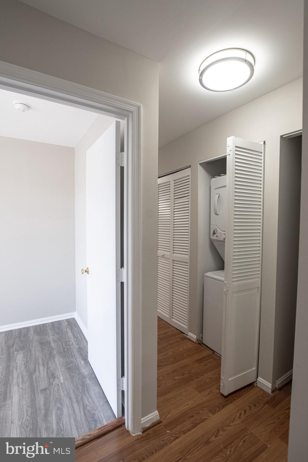 CARRIAGE POINTE AT AQUIA - Residential