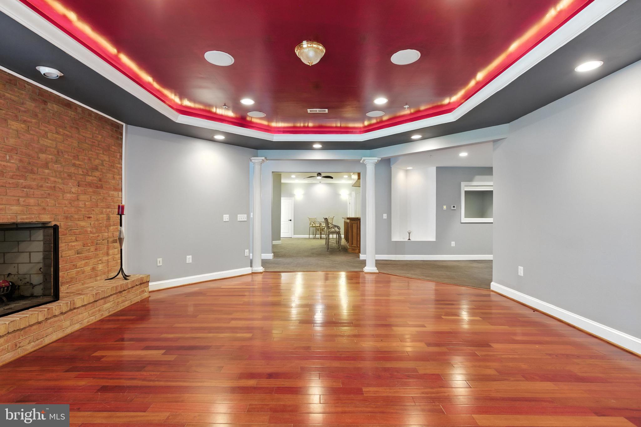 WOODMORE - Residential