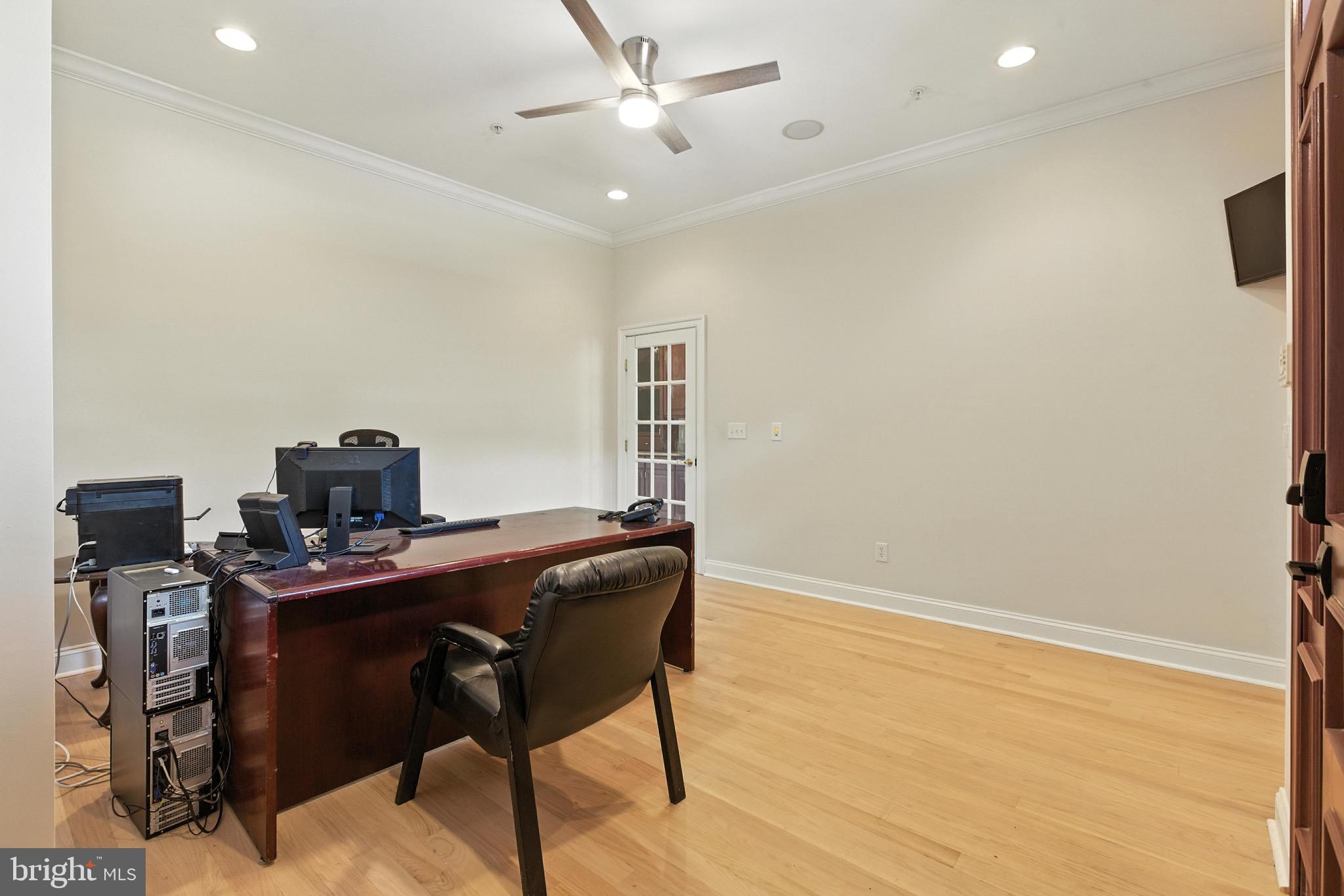 WOODMORE - Residential