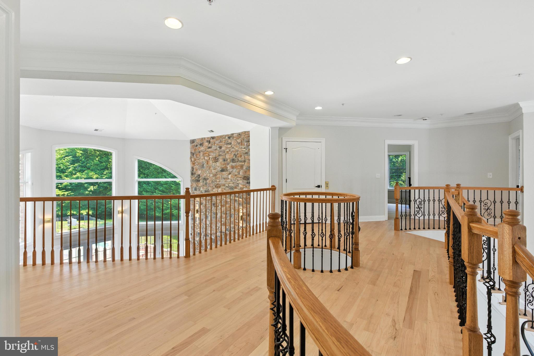 WOODMORE - Residential