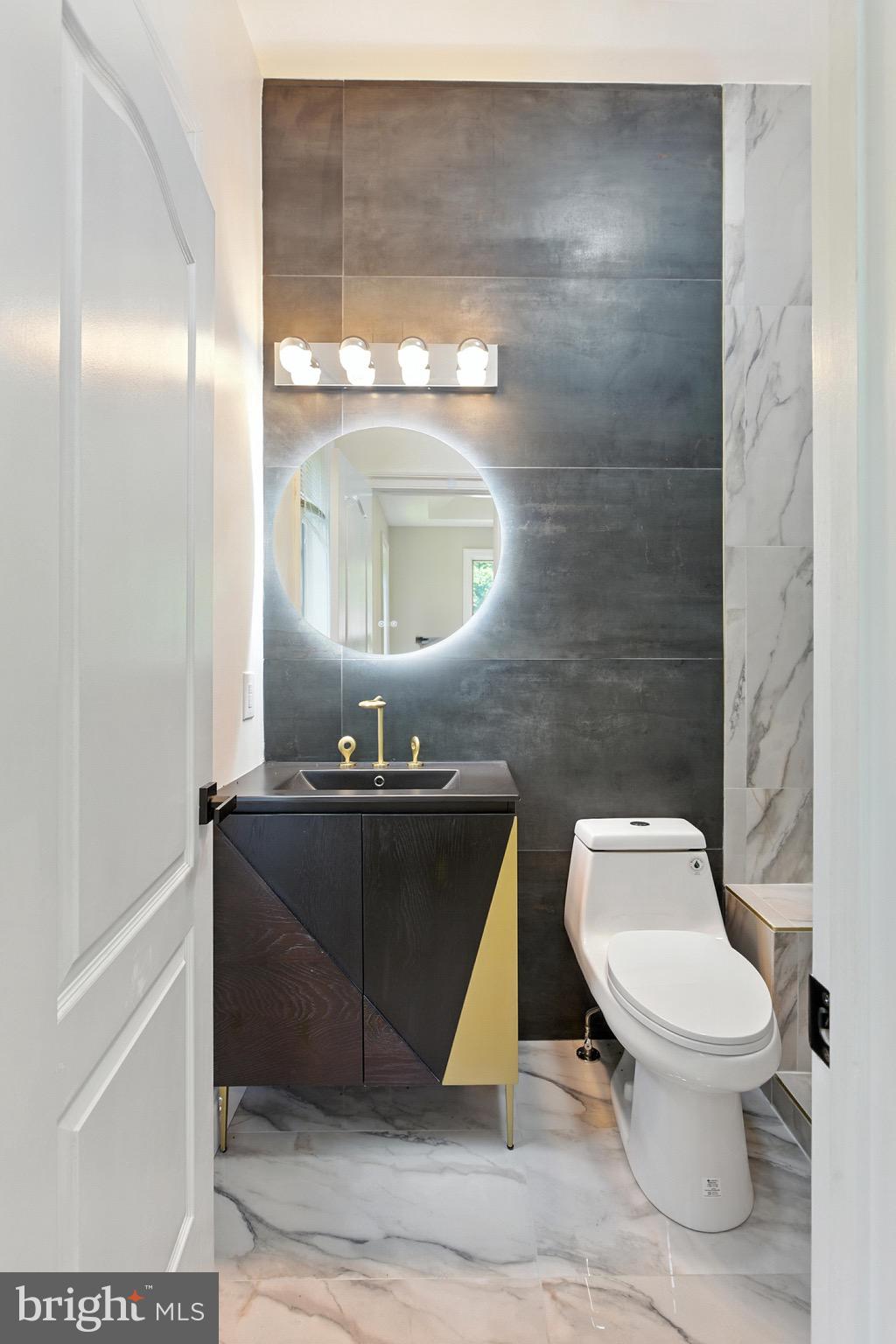 WOODMORE - Residential