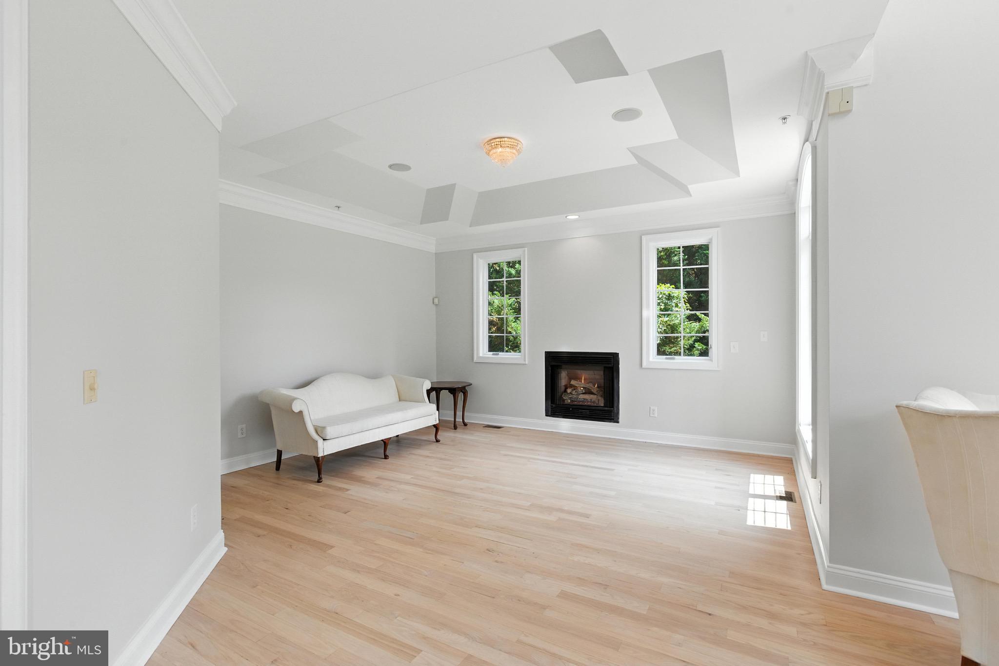 WOODMORE - Residential