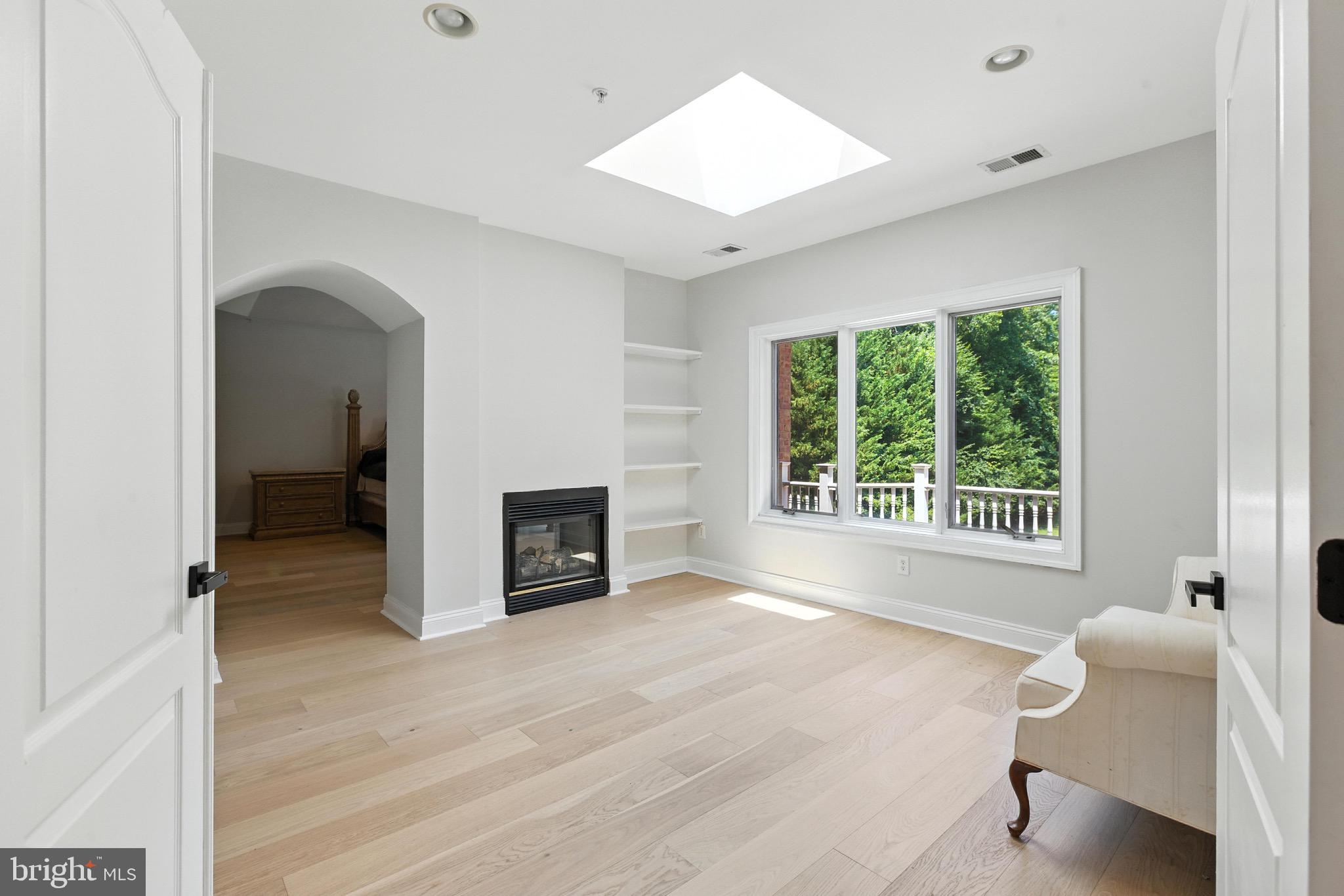 WOODMORE - Residential