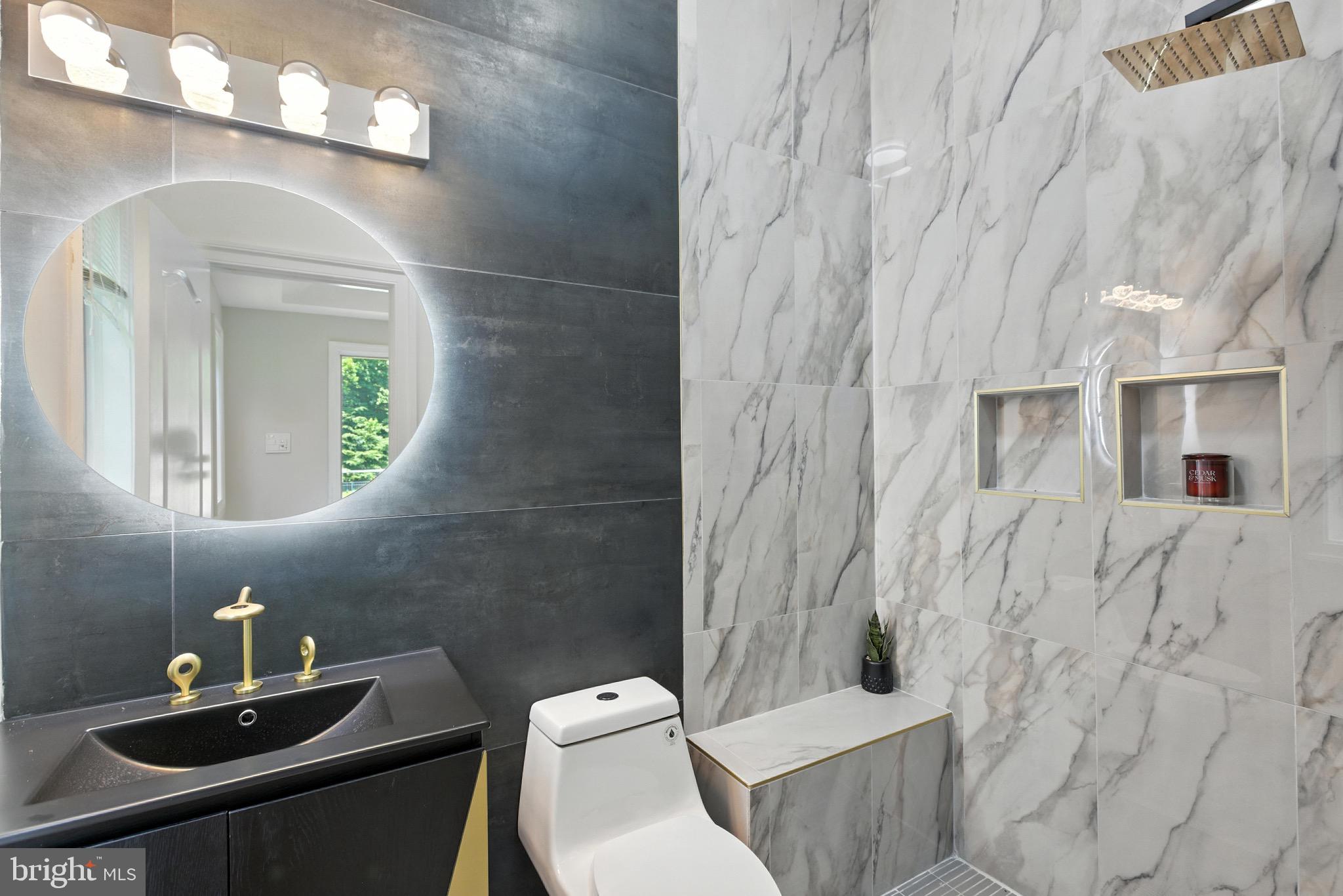 WOODMORE - Residential