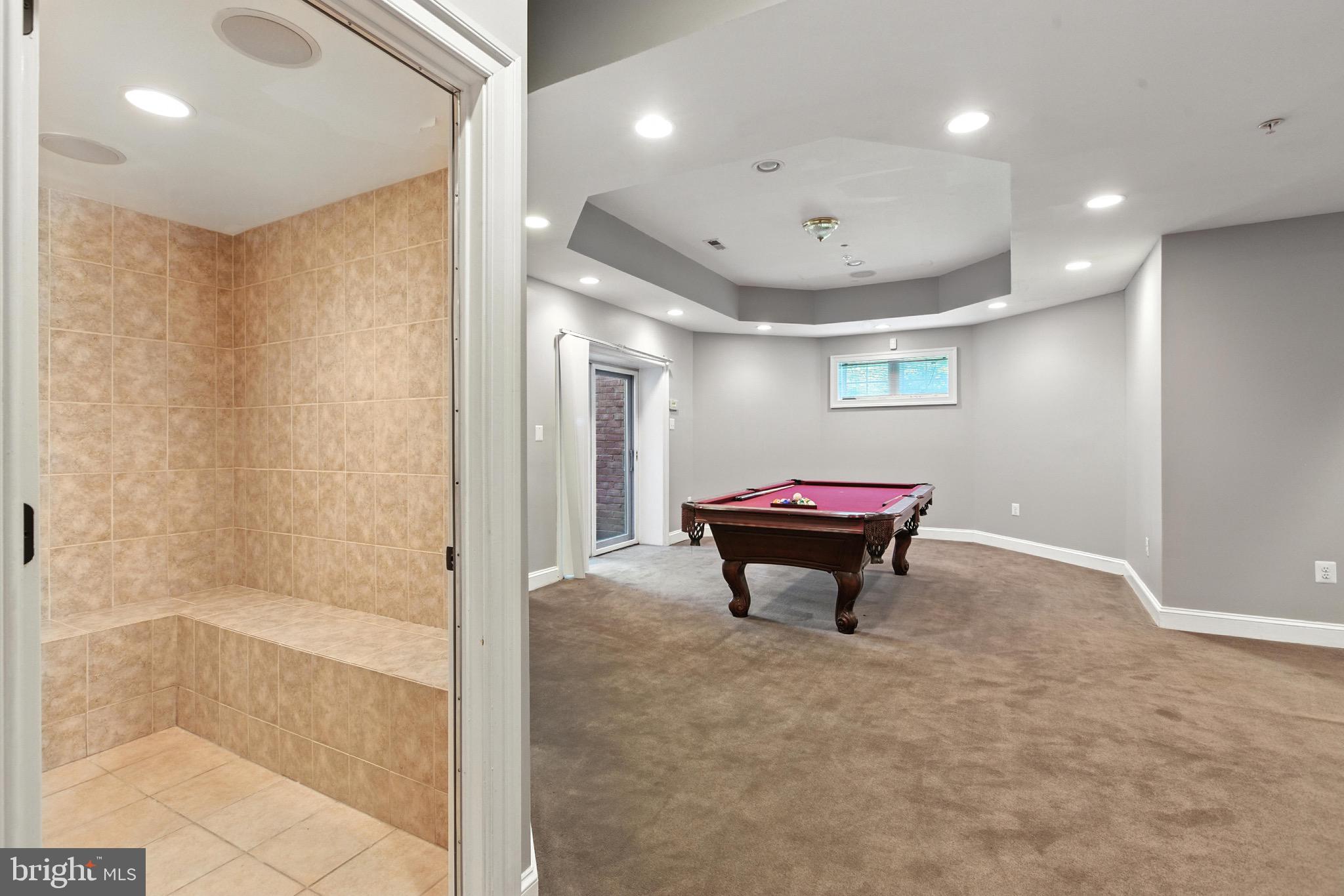 WOODMORE - Residential