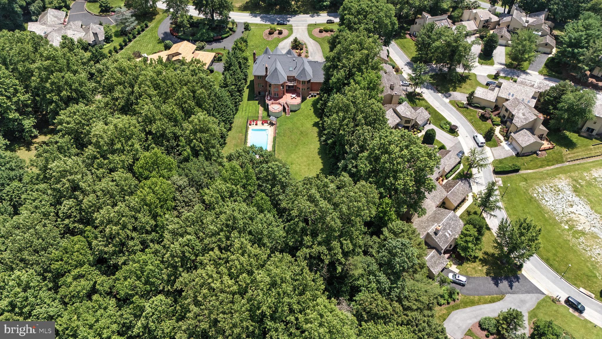 WOODMORE - Residential