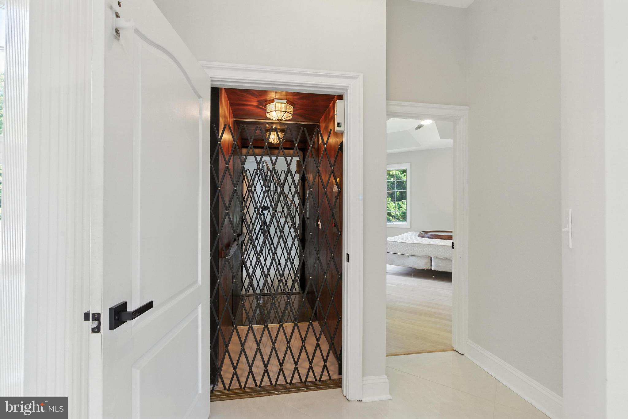 WOODMORE - Residential