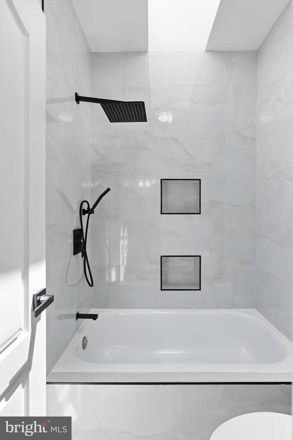 WOODMORE - Residential