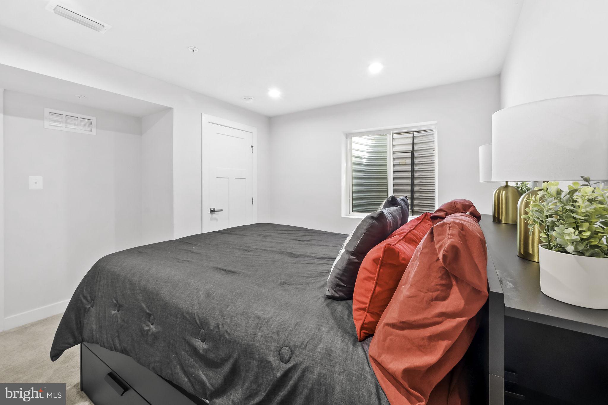 SHIPLEY HOMESTEAD - Residential Lease