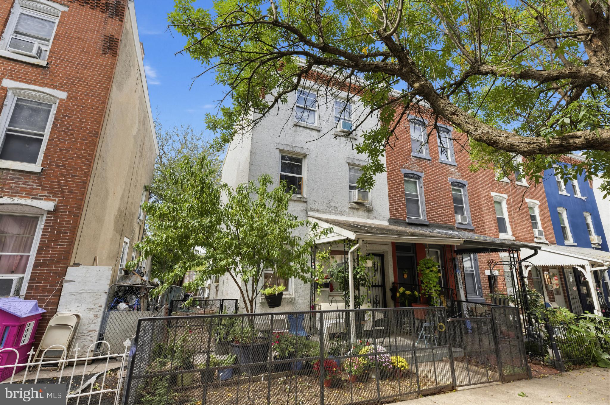 1039 CHERRY STREET