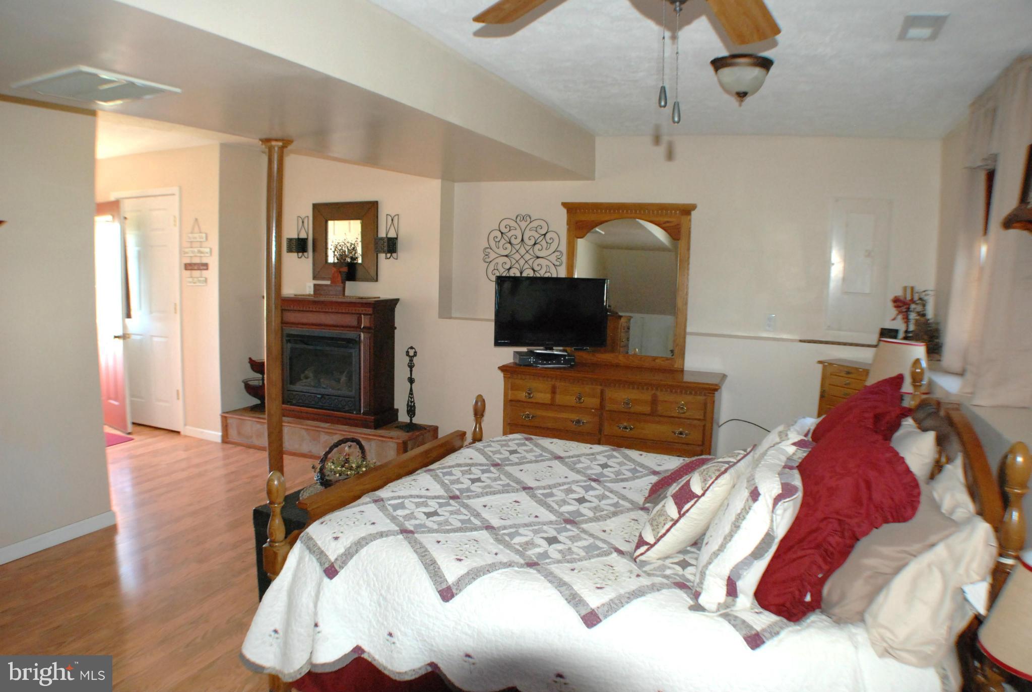 ELIZABETH STATION - Residential