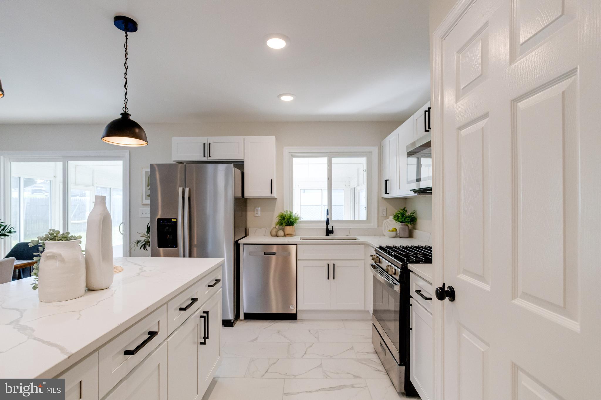 EDGEWOOD MEADOWS - Residential