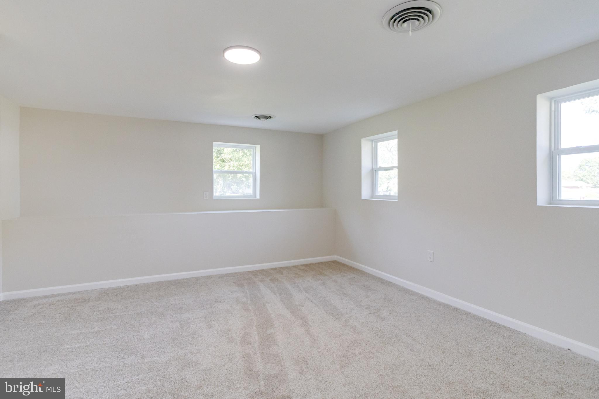 EDGEWOOD MEADOWS - Residential