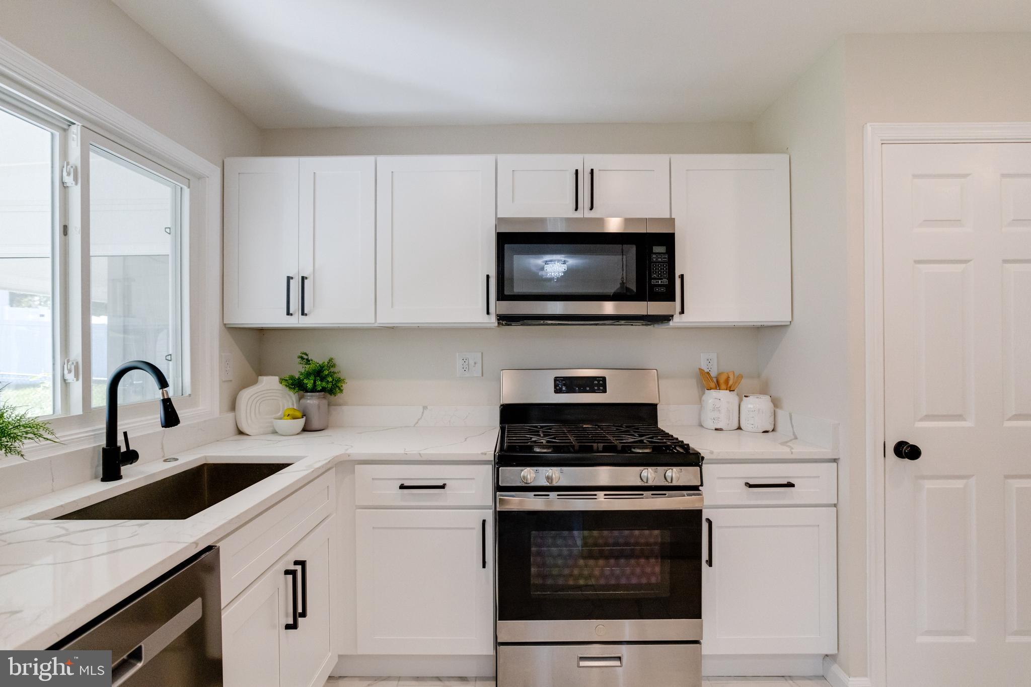 EDGEWOOD MEADOWS - Residential