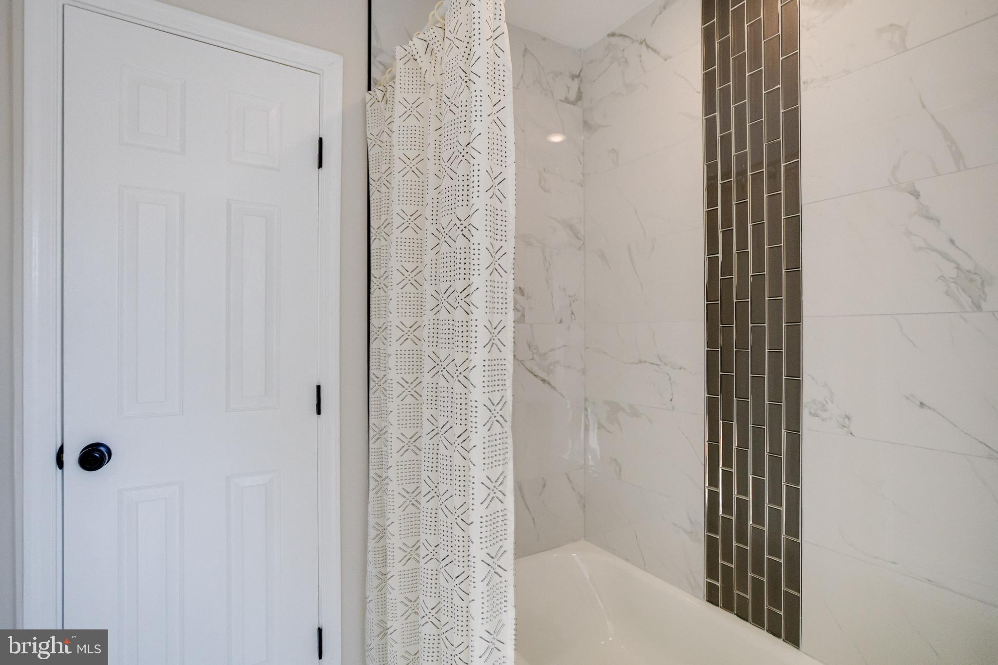 EDGEWOOD MEADOWS - Residential