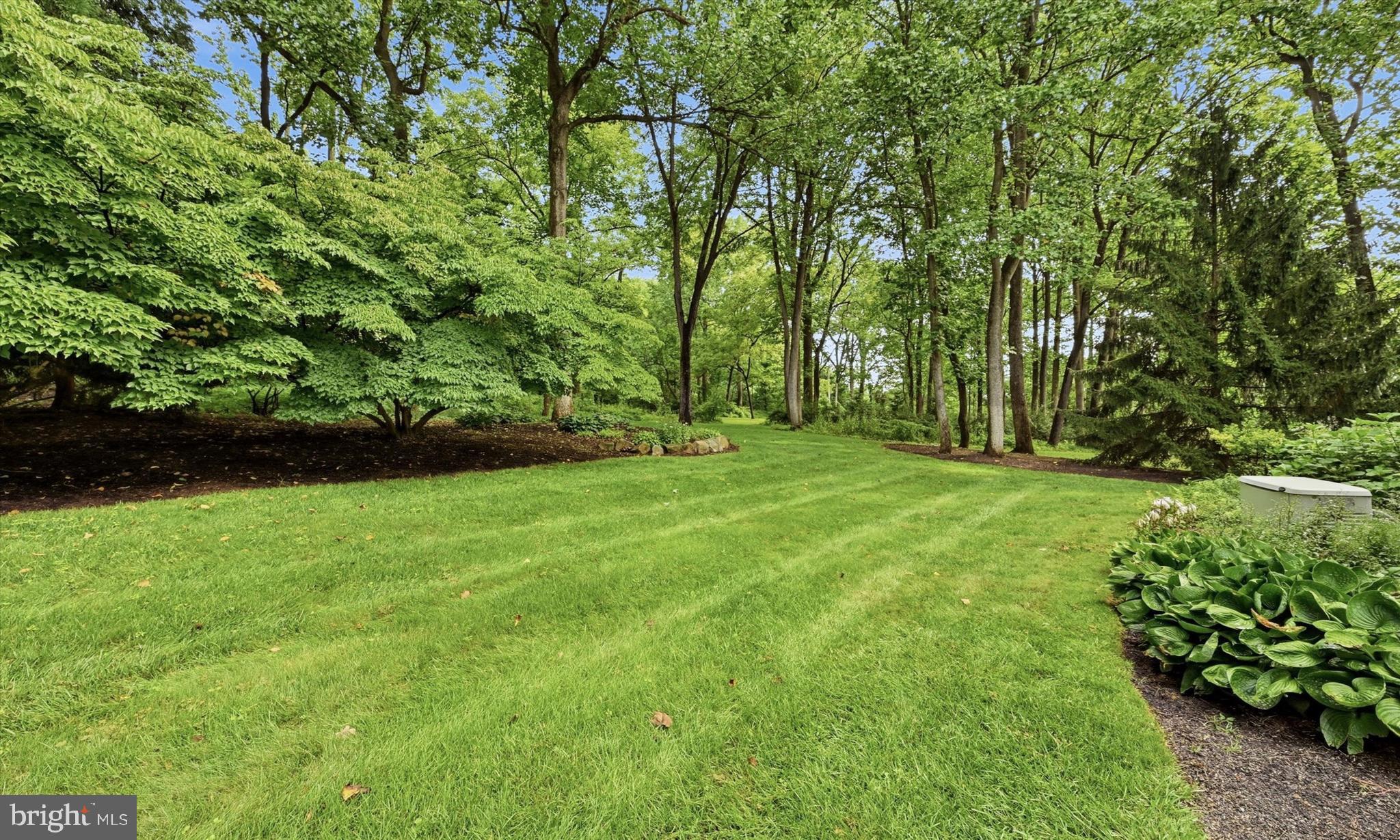 6 FOREST GLEN DRIVE