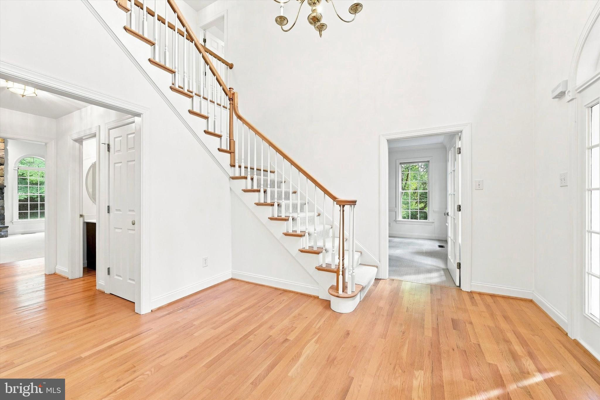 6 FOREST GLEN DRIVE