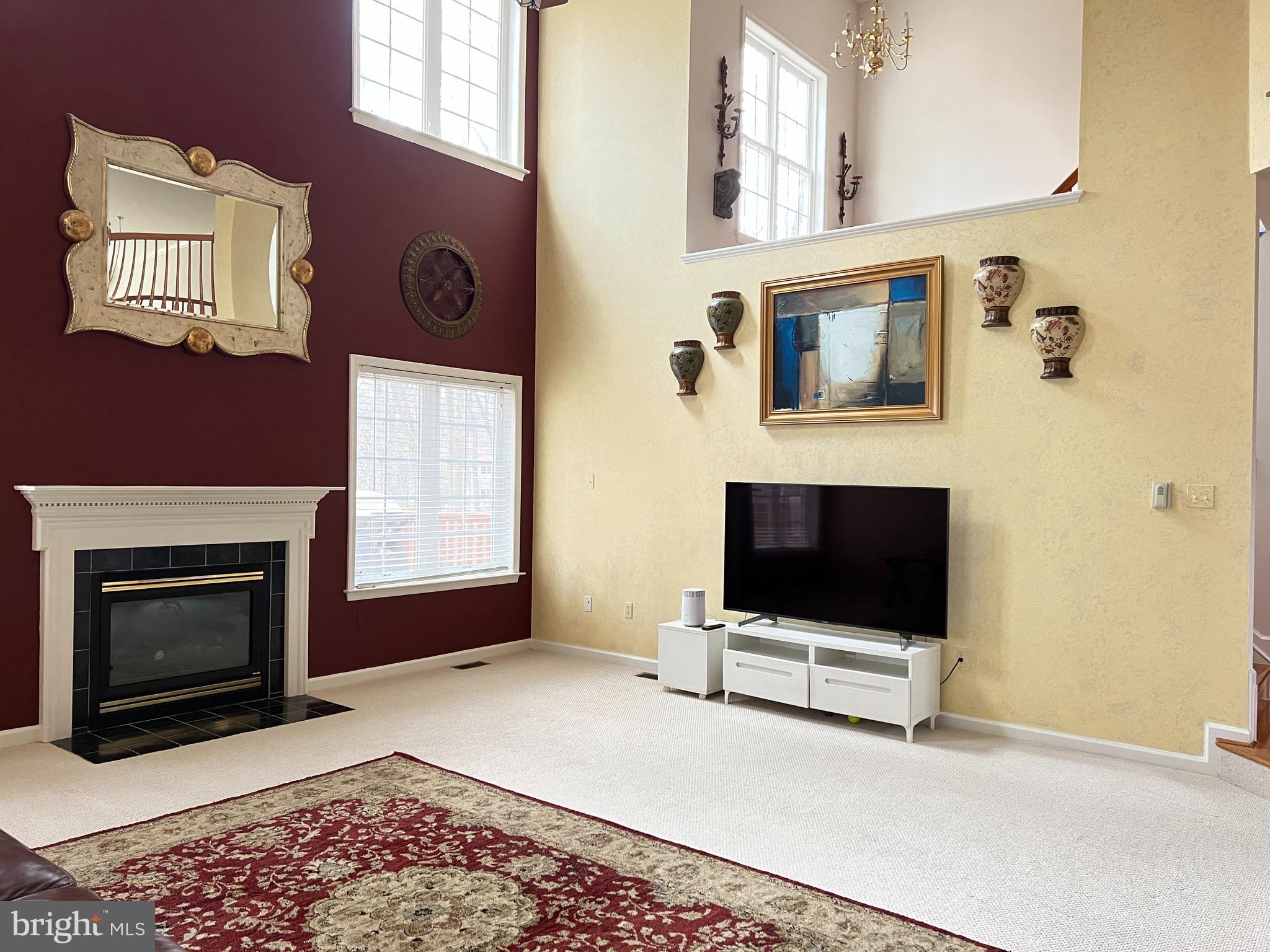 RIVER HILL - Residential