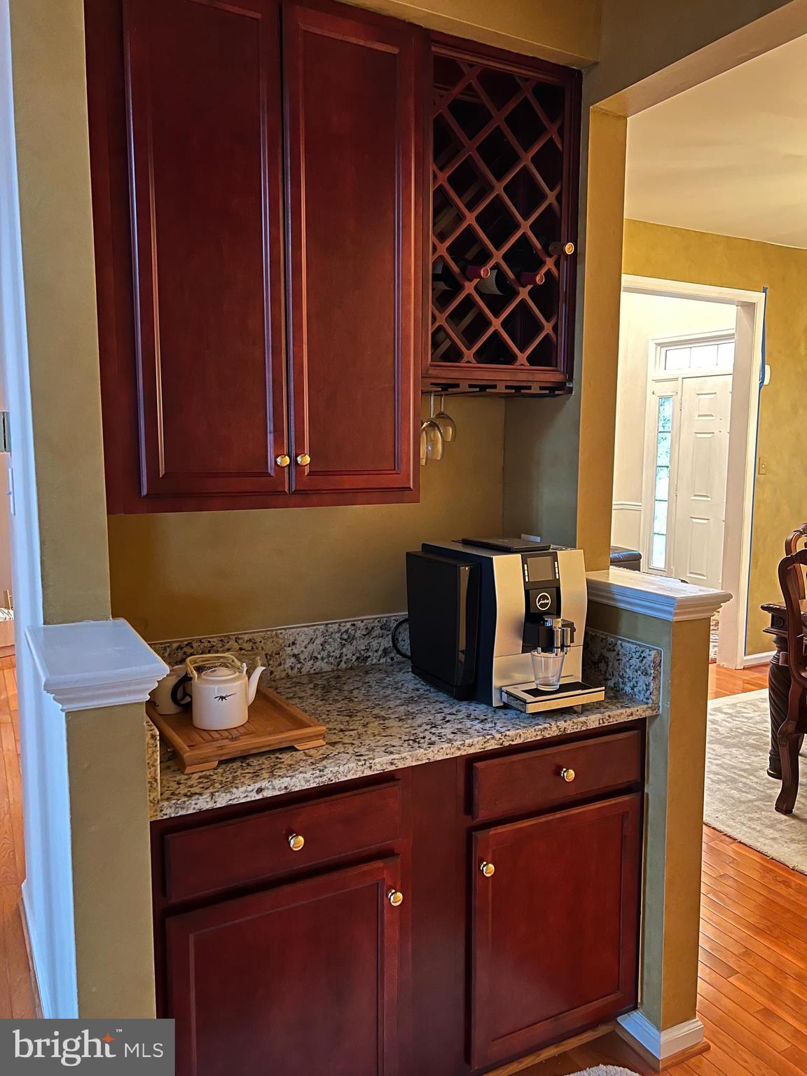 RIVER HILL - Residential