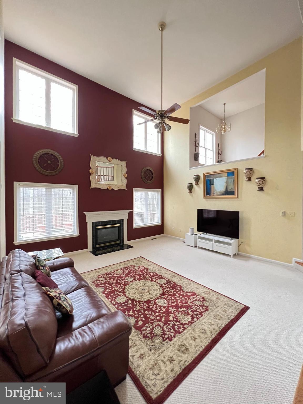 RIVER HILL - Residential