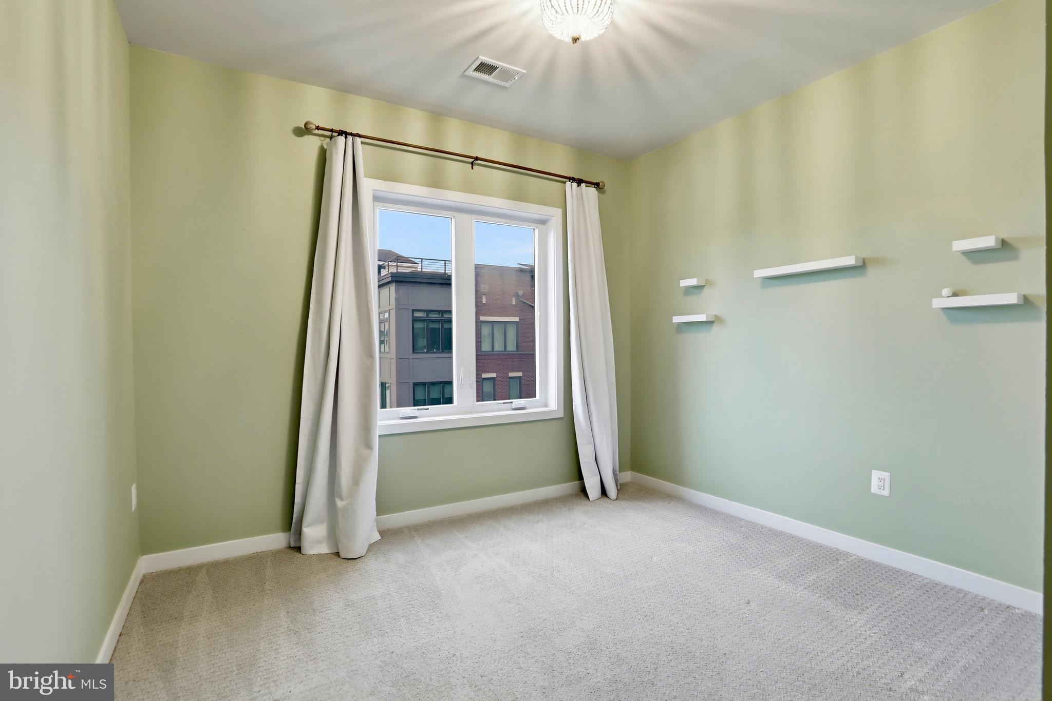 LOUDOUN VALLEY CARLISLE - Residential