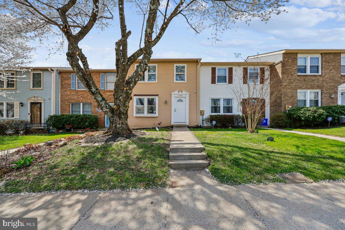 DAMASCUS MANOR - Residential