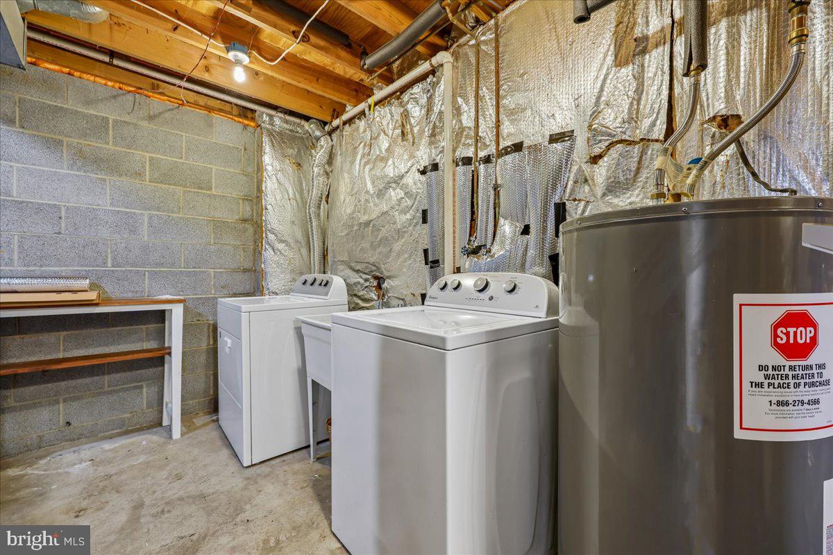 DAMASCUS MANOR - Residential