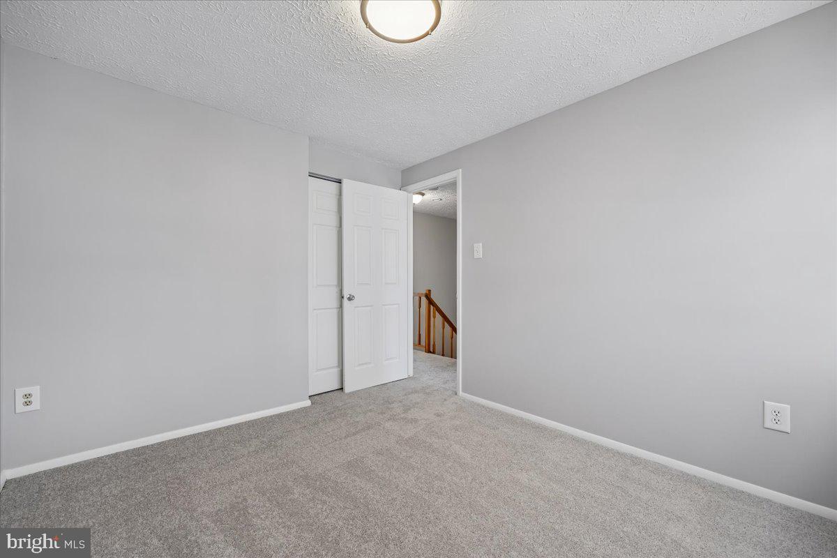 DAMASCUS MANOR - Residential