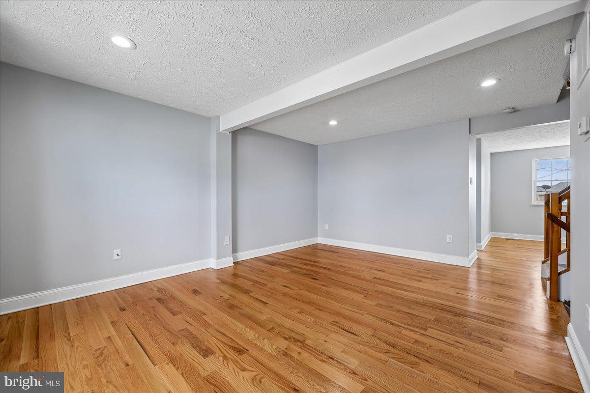 DAMASCUS MANOR - Residential