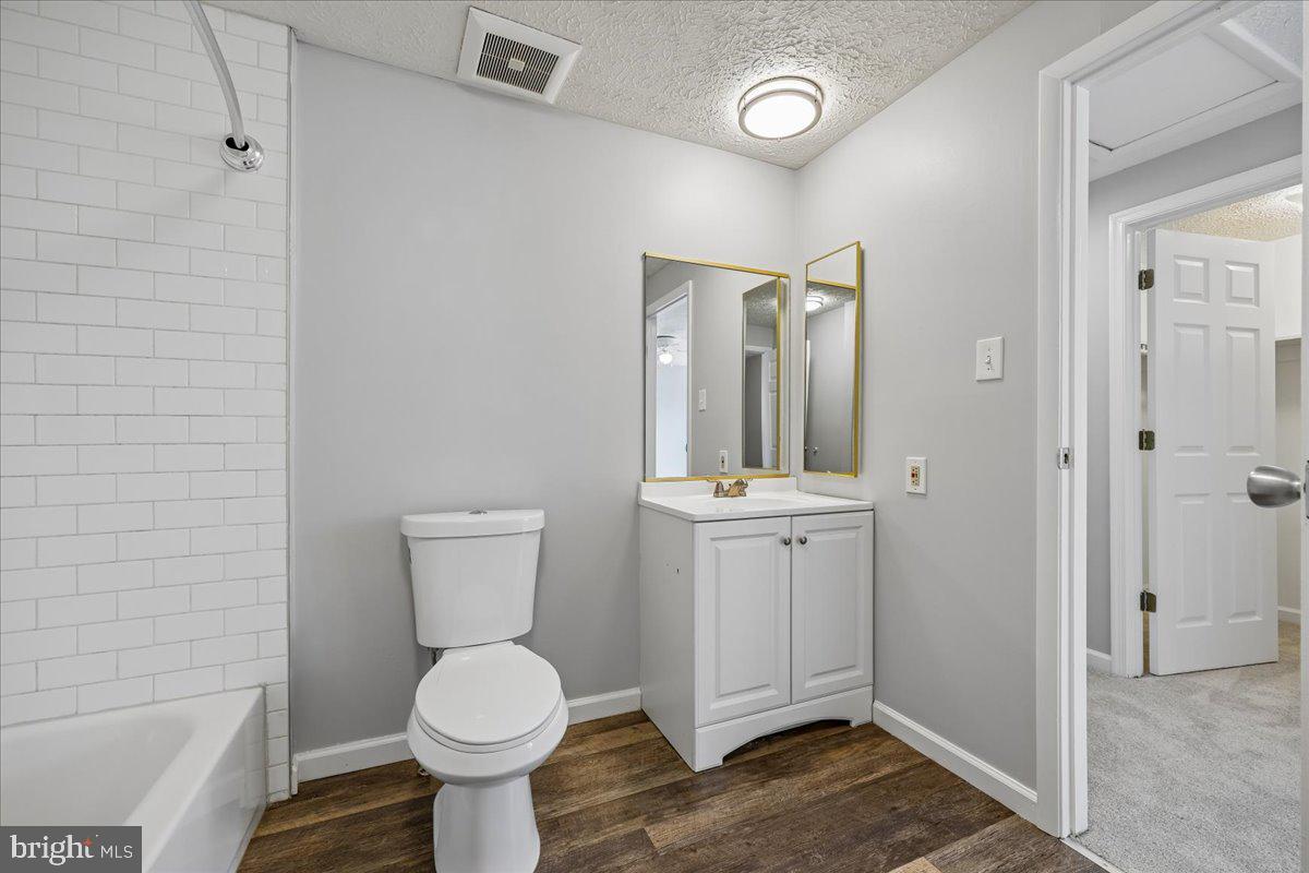 DAMASCUS MANOR - Residential