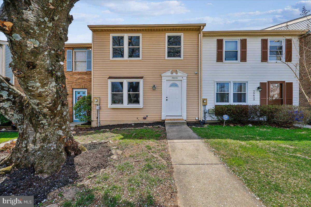 DAMASCUS MANOR - Residential